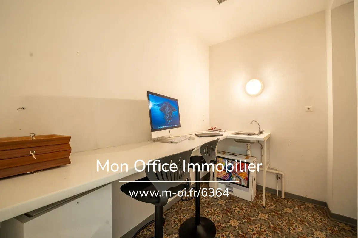 Référence : 6364-CLA. - Local Professionnel dans le quartier de Noailles (13001)