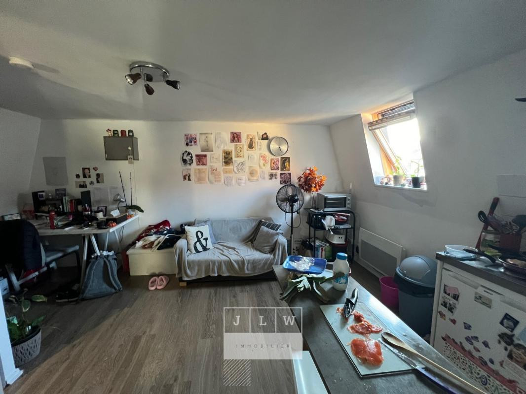 Maison divisée en 3 logements