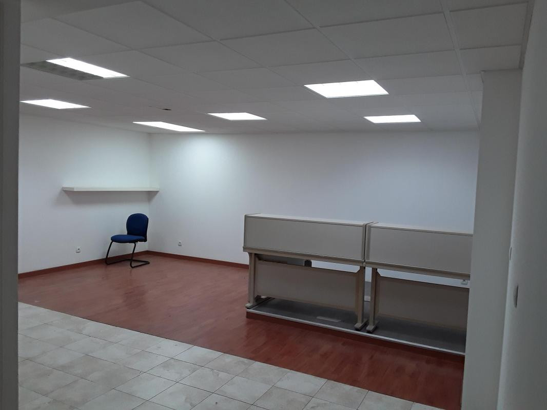 SANS FRAIS - LOCAL 120m² MIRAMAS