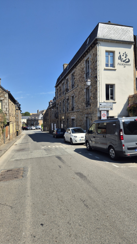 Local médical à Châtelaudren