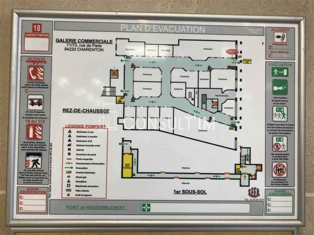 A louer au sein de la galerie commerciale de Charenton, une surface d'environ 900m² divisibles