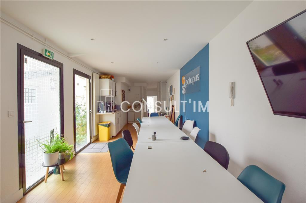 A louer boutique en RDC de 148 m²