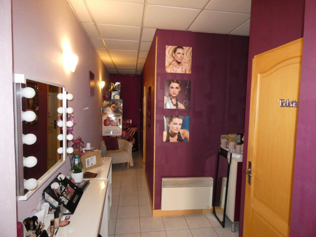 Immeuble / 372 m² / 140 000 EUR / AVESNES-LE-COMTE