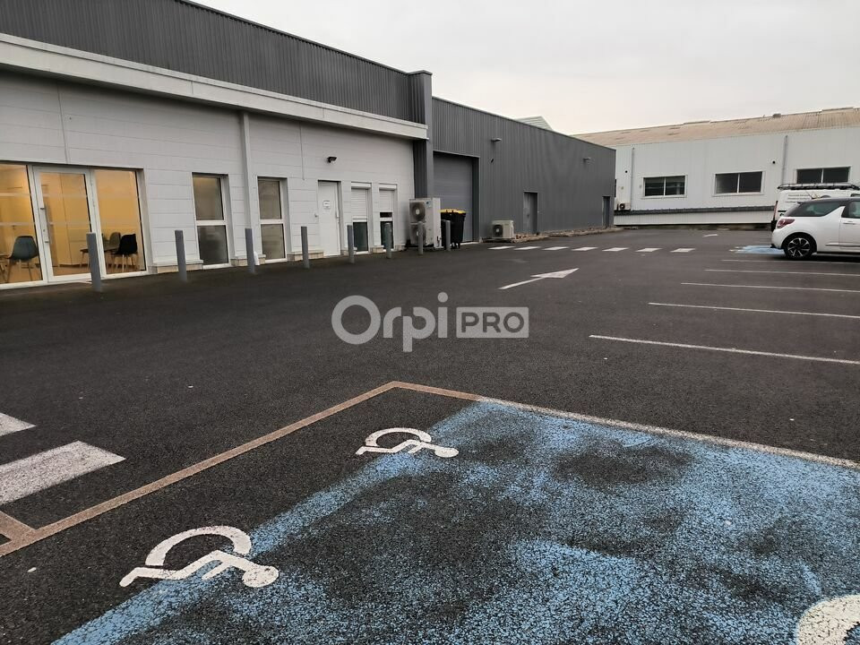 LOCAL COMMERCIAL A LOUER