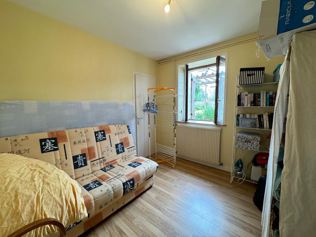 Immeuble de rapport 124m2 avec 2 appartements, GARAGE et CAVE