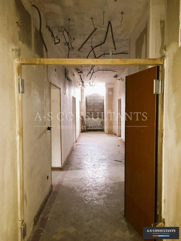 LOCAL COMMERCIAL - DOMAINE A VENDRE