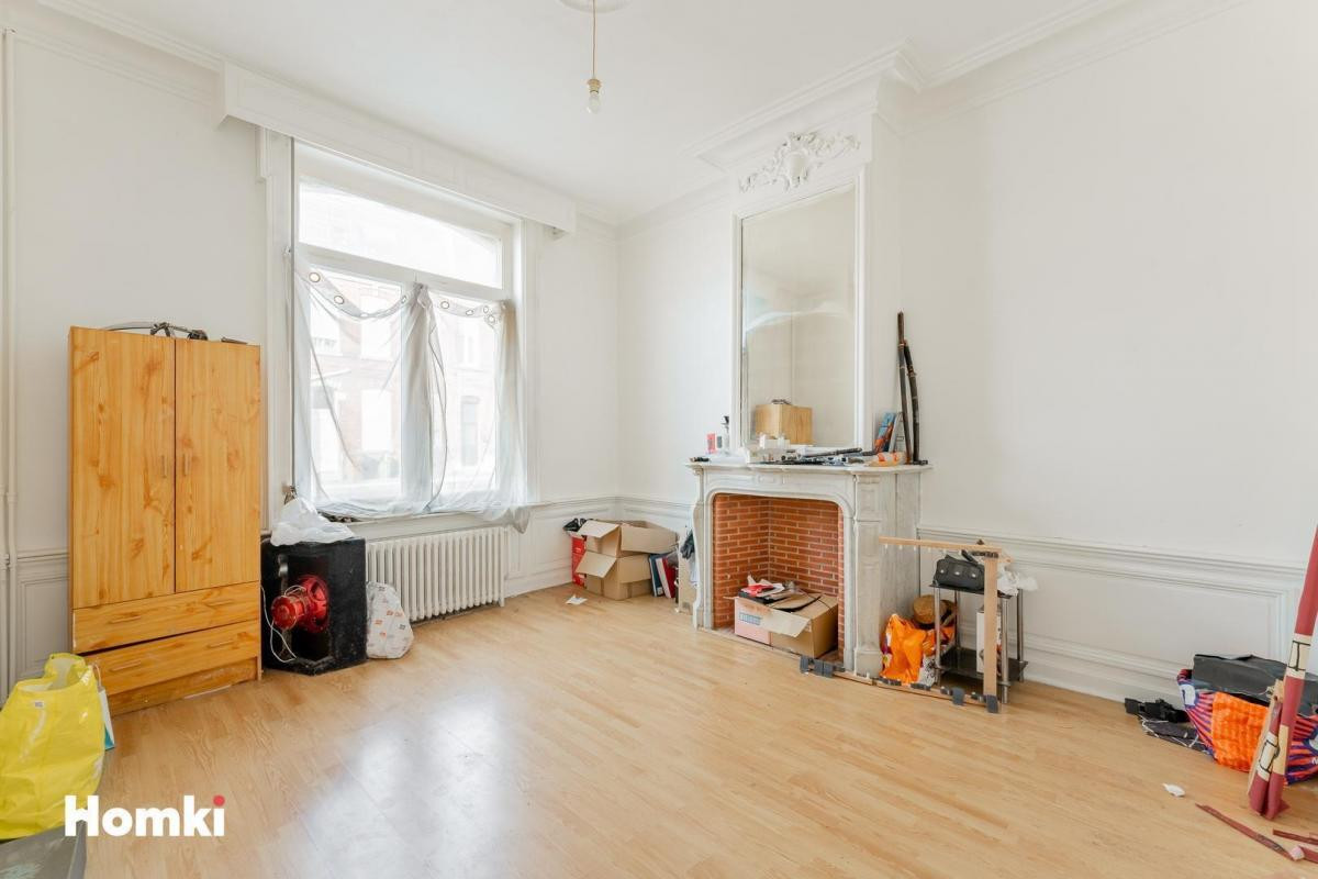 Sin Le Noble immeuble de Rapport 3 logement et cellule commerciale