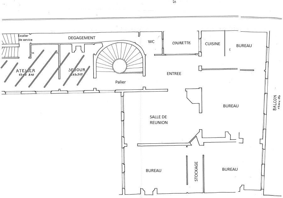 A deux pas de la Place de la Madeleine, bureaux rénovés avec terrasse de 20m²