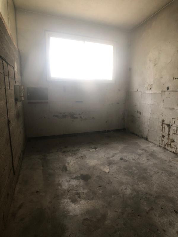 Grand local commercial Mazargues 13009 marseille