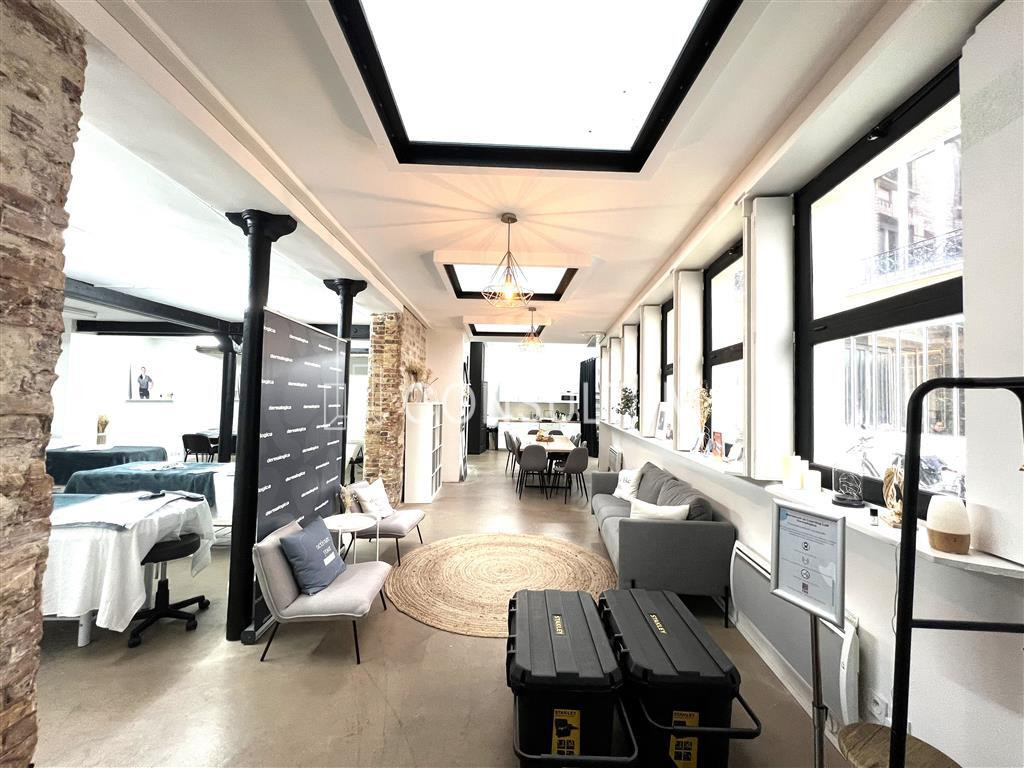 Proche de la Place de la République, à louer bureaux atypiques de 130m²