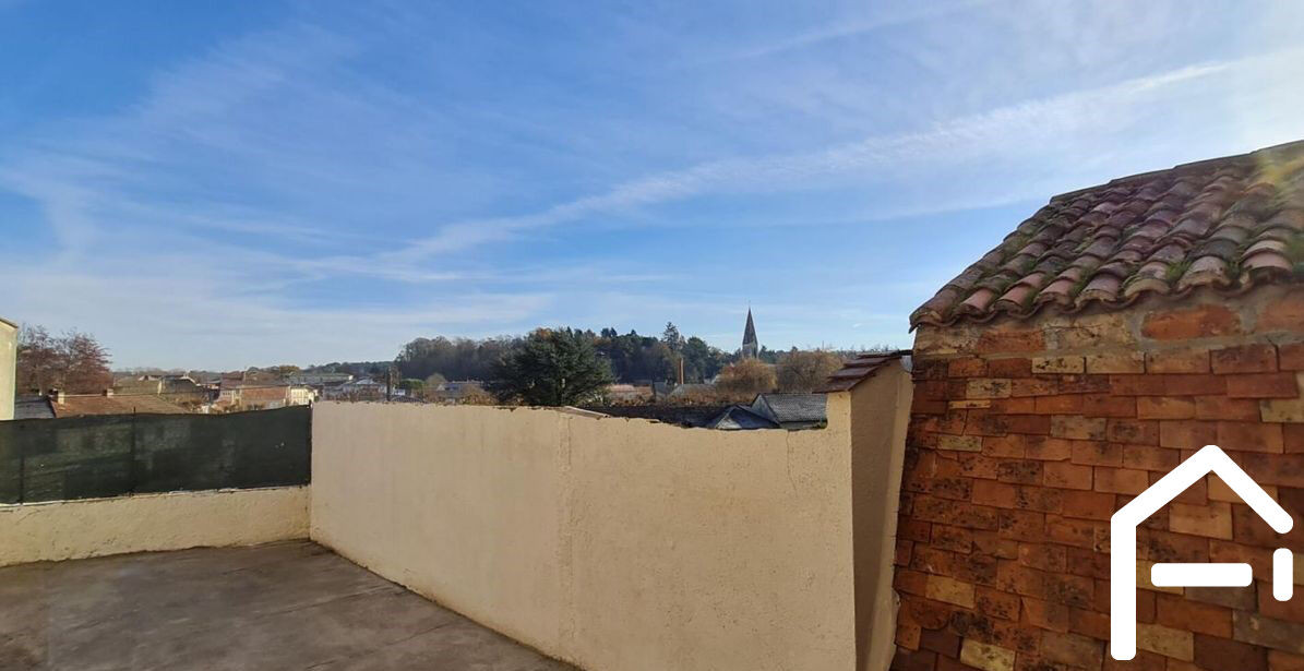 Maison de ville/Immeuble Mussidan 8 pièce(s) 170 m2