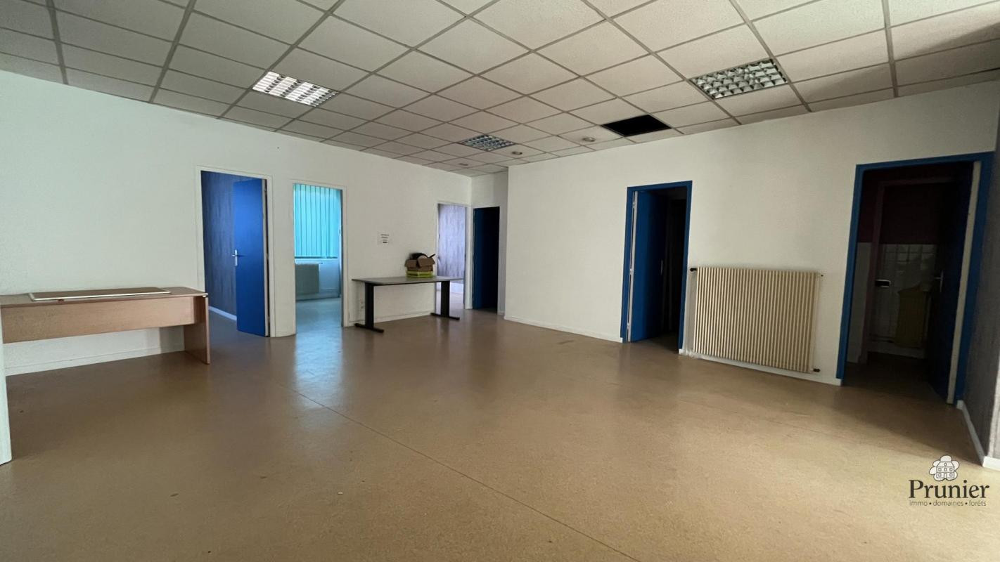 Immeuble commercial et d'habitation à vendre en centre ville