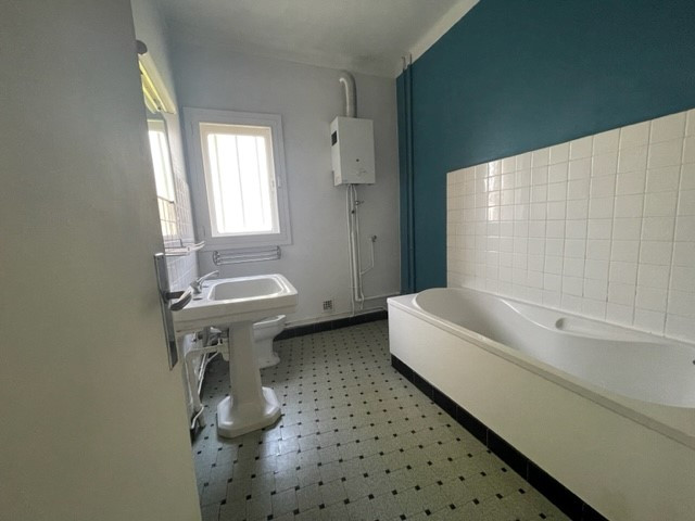 centre de CHARBONNIERES LES BAINS - REZ DE JARDIN TYPE 2