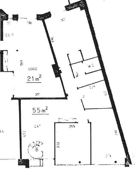 Dans le 16eme arrondissement, bureaux en rez-de-chaussée à louer