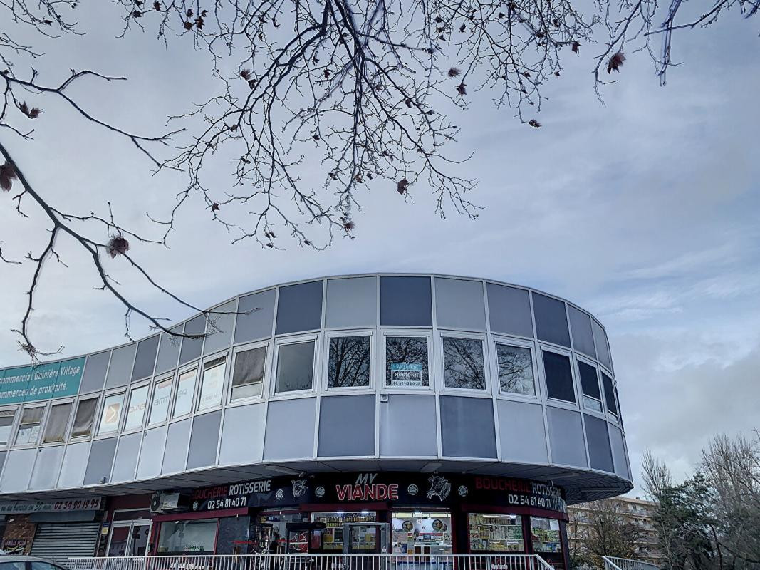 Bureau avec espaces communs Blois