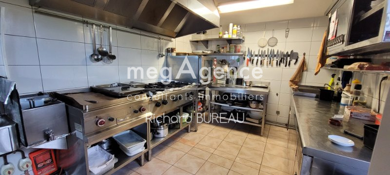 Une belle opportunité, local avec extérieur
