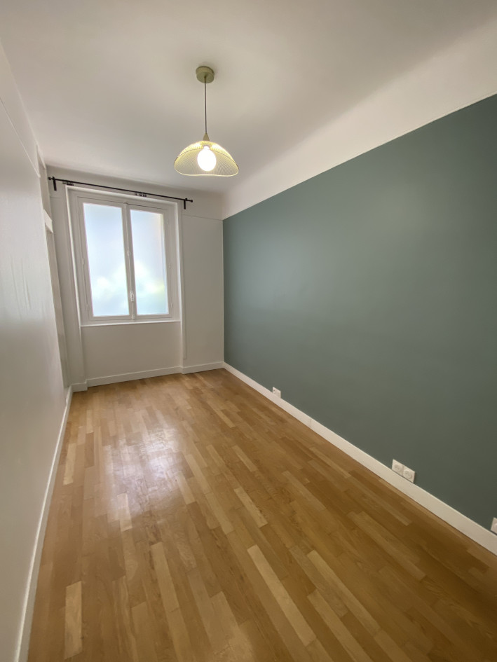 Location locaux dans cabinet pluridisciplinaire PARIS 16iéme Sud