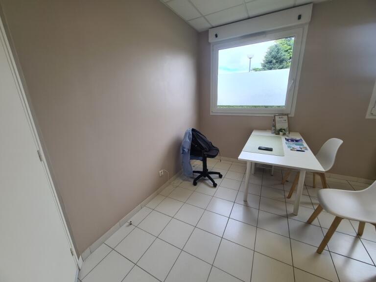 Local dans centre medical