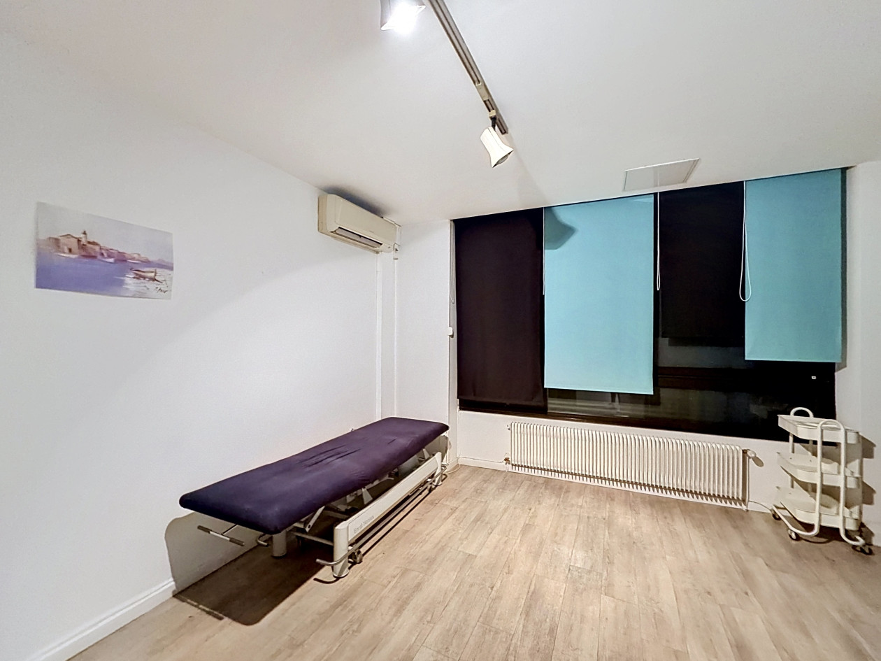 Local professionnel 300 m² – Castelsarrasin – Idéal pôle médical / paramédical