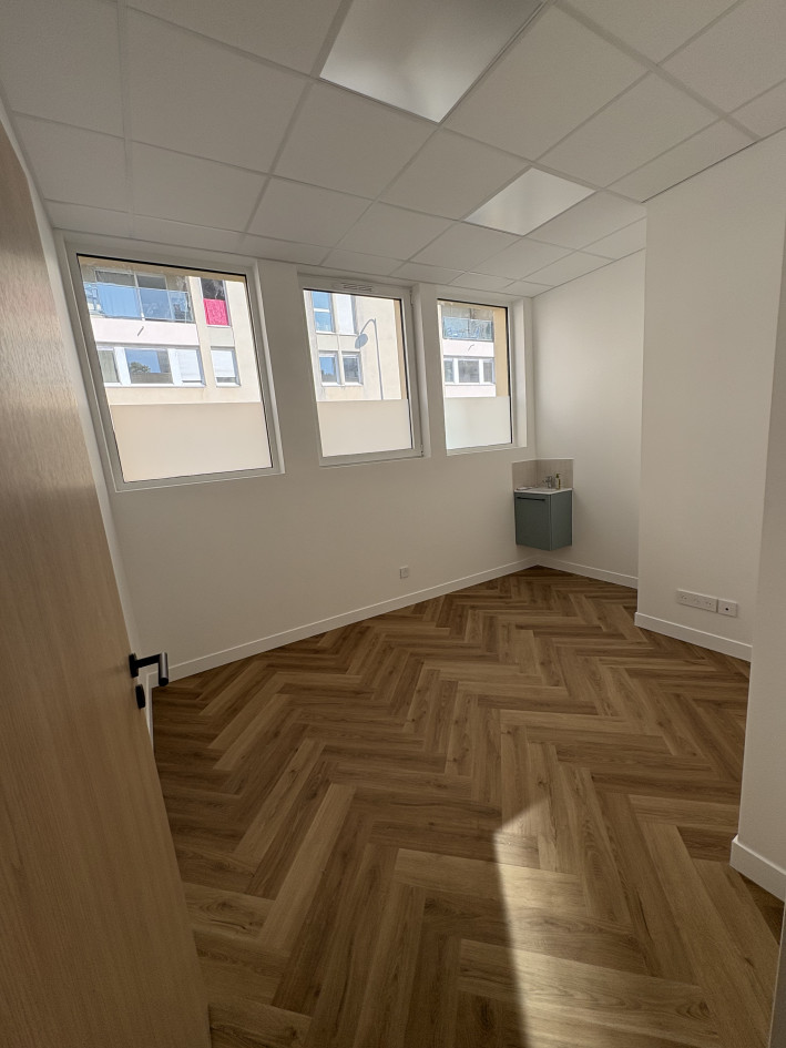 - NOUVEL ESPACE SANTÉ LYON 2 -