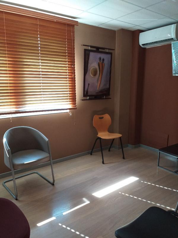 A louer plateau Bureaux  159 m2 à Dillon Stade