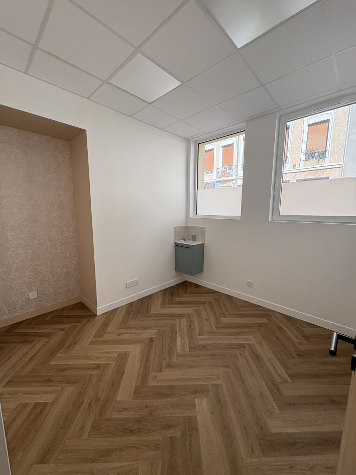 - NOUVEL ESPACE SANTÉ LYON 2 -