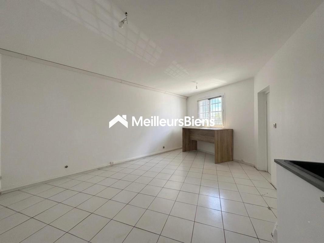 Bureaux, Box stockage et locaux à louer