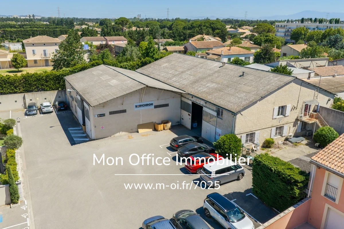 Référence : 7025-AUS. - Locaux professionnels - industriels / Entrepôt