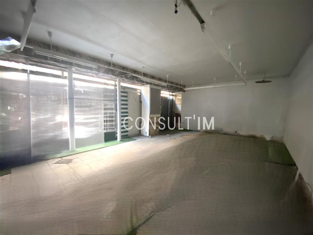 'A louer en location pure, boutique de 113 m²