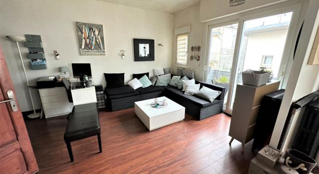 Berck-sur-Mer, immeuble de rapport avec cellule commerciale et appartement d'une superficie totale de 134 M²
