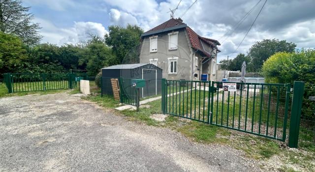 Immeuble 2 chambre(s) à vendre