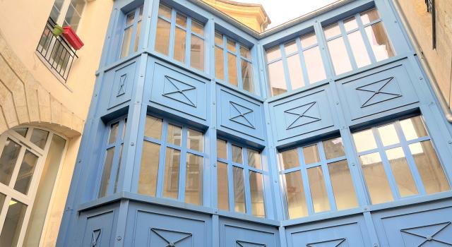 BORDEAUX JARDIN PUBLIC - LOCATION BUREAUX 134 M² AVEC COUR