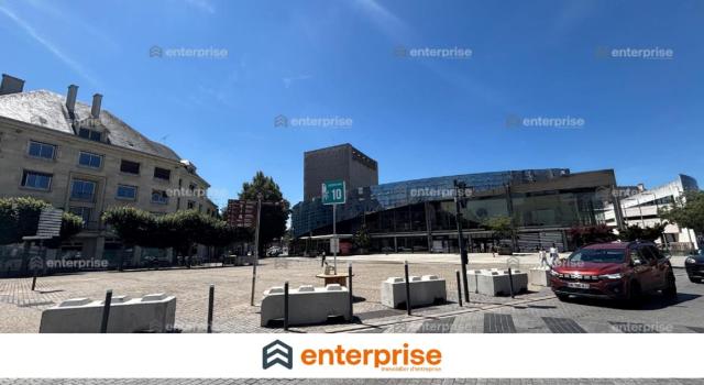 LOCAL COMMERCIAL 83M² PLAIN-PIED – AMIENS CENTRE-VILLE (IDÉAL CABINET / SERVICES)