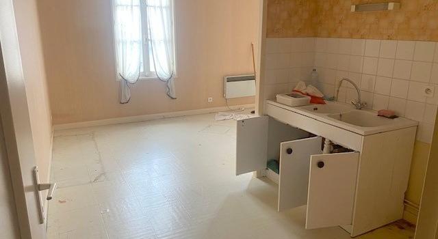 Montrevel en Bresse - A vendre - Immeuble complet