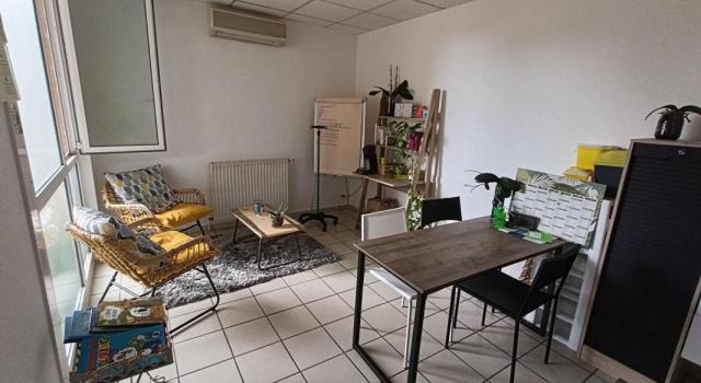 LOCAL/CABINET - RIORGES - 540 RUE JOANNY AUGE