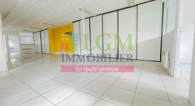 MONTPELLIER - PRES D'ARENES, bureaux de 100m2 + cellier