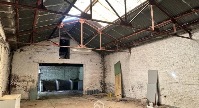 Hangar avec Potentiel Immense à Fournes-en-Weppes !