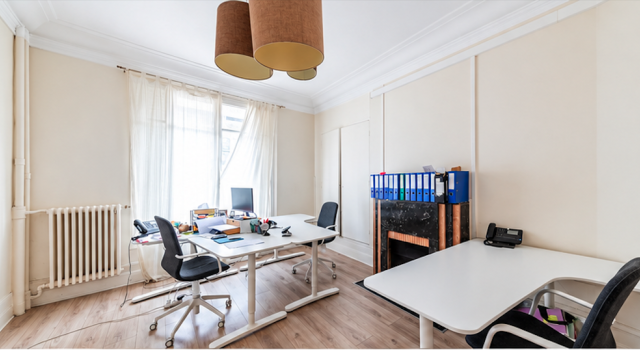 Cabinet / bureaux professionnels – Neuilly-sur-Seine – 53 m²