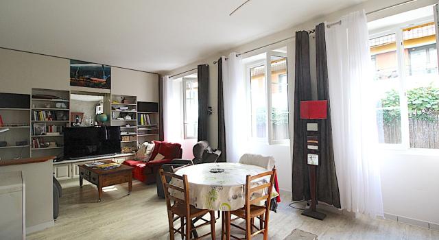 Paris 18e / Limite 17e — Idéal Cabinet Médical ou Paramédical (2 à 3 praticiens) — 450 000 €