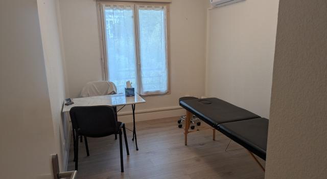 Bureau à louer dans local paramédical