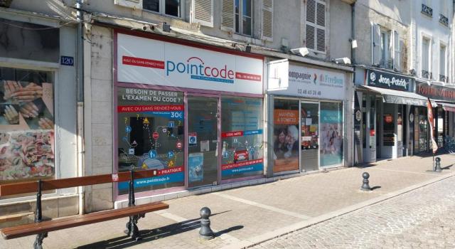 Local professionnel  34m² BOURGES