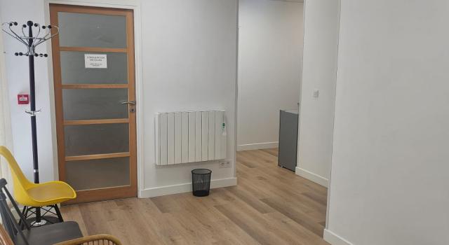 Bureau à louer à temps plein dans un cabinet de périnatalité