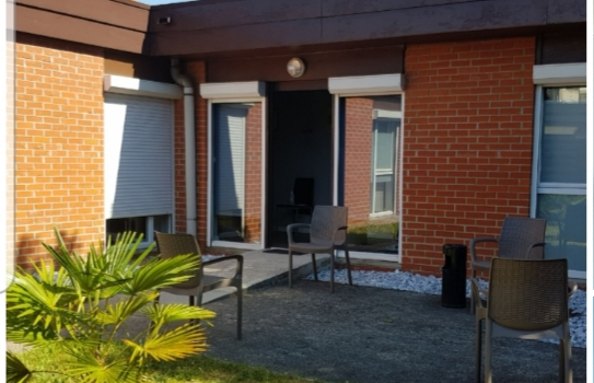 Location salle de soins dans cabinet paramédical situé à Eragny sur Oise (95 limite 78)