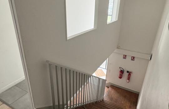 2x Bureaux 14 m² + salle polyvalente 27 m² + salle d'attente commune 30 m²