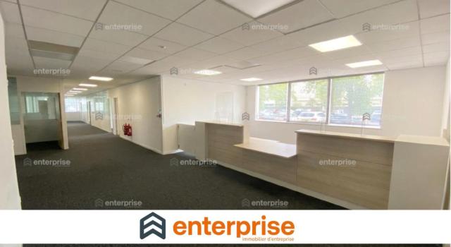 BUREAUX À VENDRE – 480 M² ENVIRON – FORTE VISIBILITÉ – IDÉAL CENTRE MÉDICAL