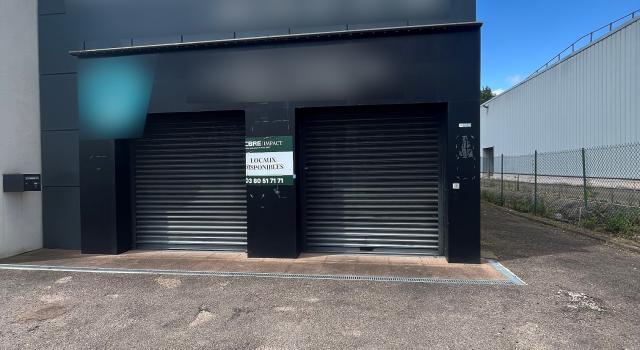 Dijon Est - Cellule commerciale à louer à proximité des nouveaux quartiers résidentiels, sur un axe très fréquenté à Chevigny Saint Sauveur