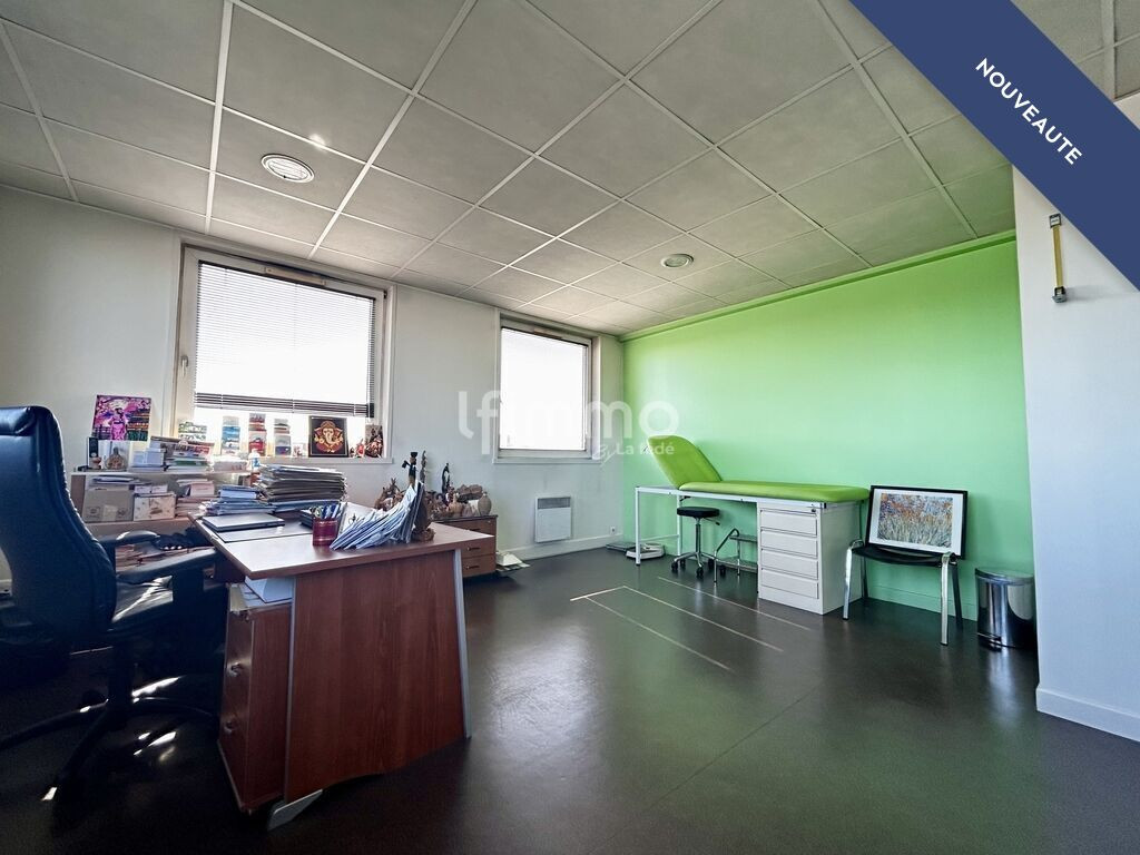 Bureaux 100m2 , gare de Bondy, 2e Étage, Ascenseur