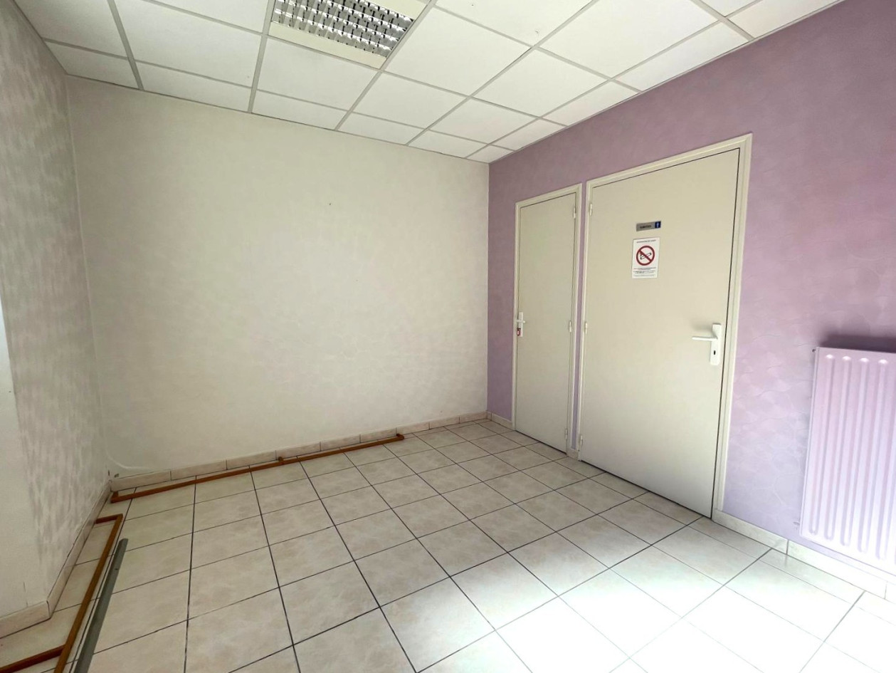 vente local professionnel (cabinet dentaire) à Trélazé