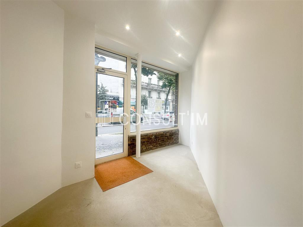 Rue commerçante au Père-Lachaise - Boutique de 35m² à louer