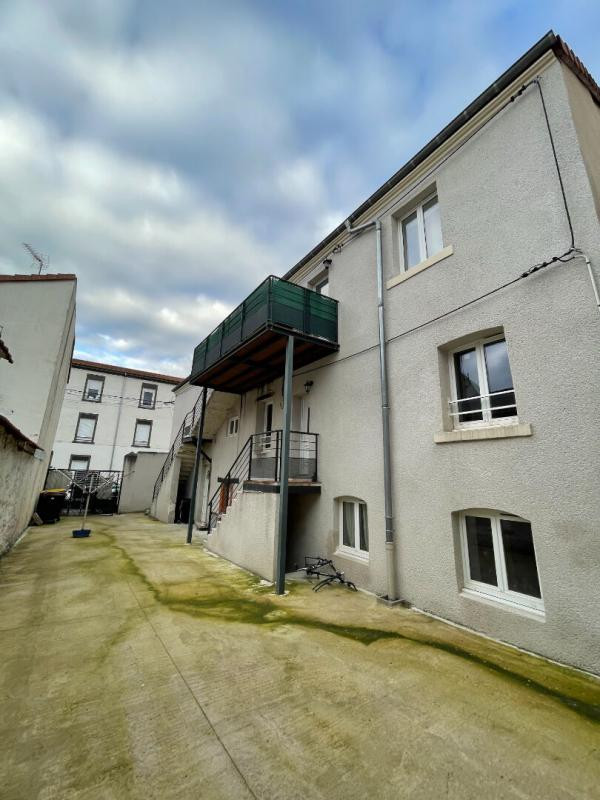 Immeuble Roanne 12 pièce(s) 251.22 m2